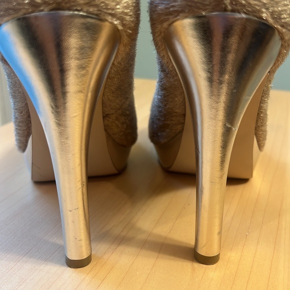 Calvin Klein Kendall round toe pump 10 - Picture 3 of 9